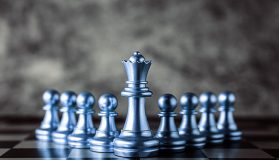 چگونه می توانیم در ایران به پیشرفت و موفقیت شغلی برسیم؟ پیشرفت و موفقیت شغلی
